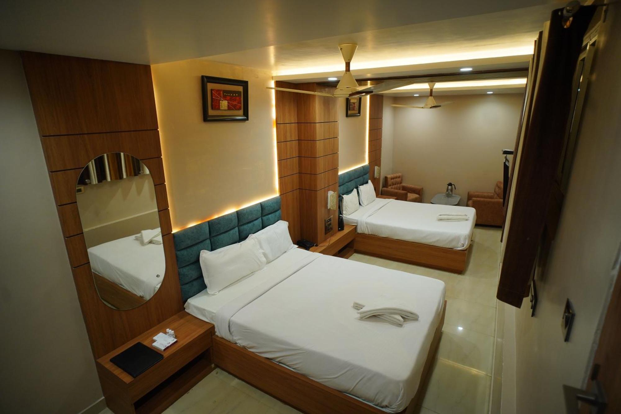 Hotel New Grand Deoghar Ngoại thất bức ảnh