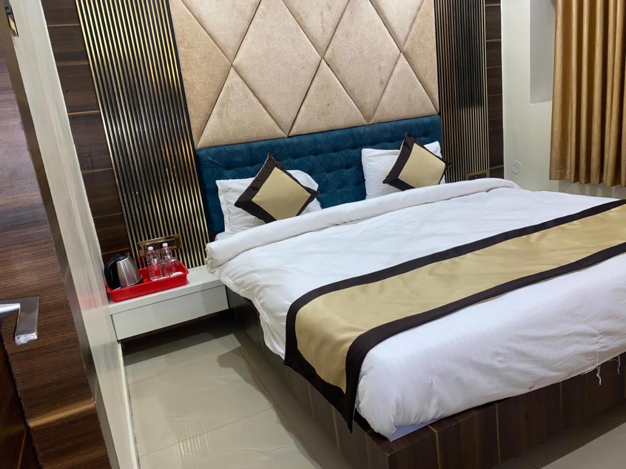 Hotel New Grand Deoghar Ngoại thất bức ảnh