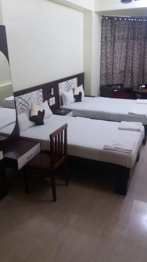 Hotel New Grand Deoghar Ngoại thất bức ảnh